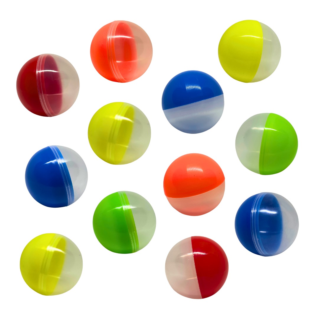 Cápsulas plásticas de 3 pulgadas, mitad transparente y mitad de color, caja con 2000 pz